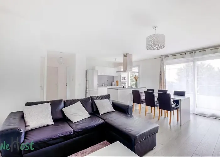 T2 Lumineux 4 Pers Avec Piscine + Balcon Apartmán *